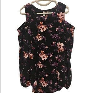 Free Press Floral Top Cold Shoulder Size Medium
